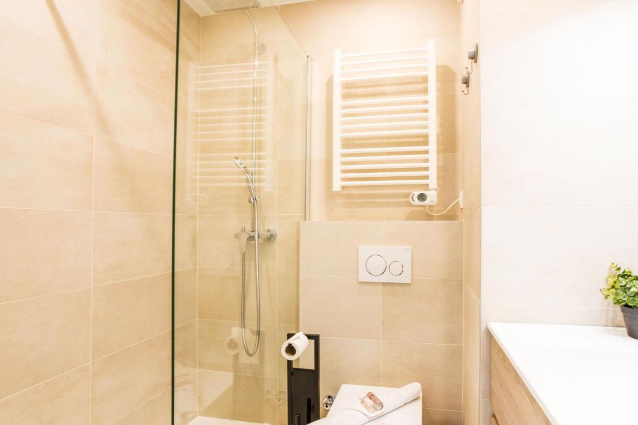 L'Ange Gardien Ap4269 By Riviera Holiday Homes Villefranche-sur-Mer Ngoại thất bức ảnh